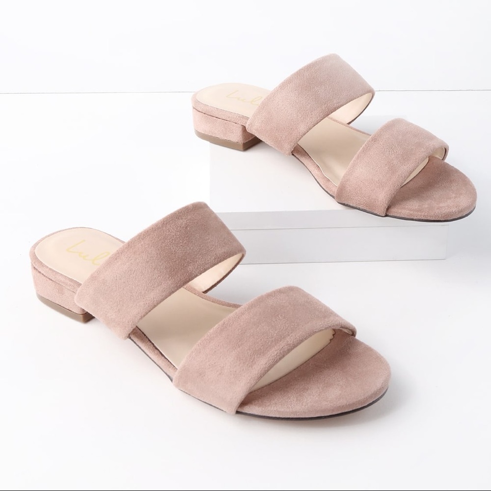 NWT BRAND NEW LULUS suede slide sandals!